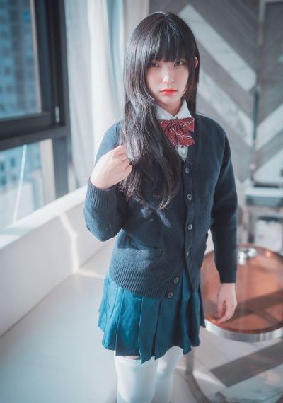 丰满少妇诱人_4K手机免费观看完整