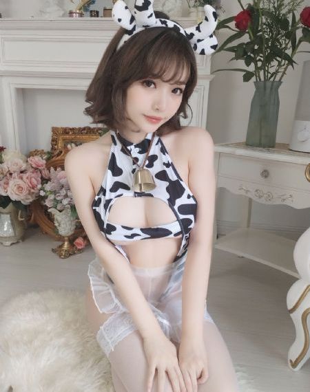 人妻制服出轨中字在线_BD国语电影全集观看