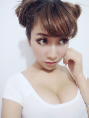 julia中文在线播放免费网站_BD国语日韩免费观看