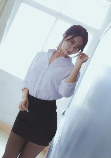 金梅瓶在线阅读_无删减完整版在线观看