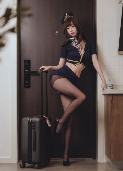 久热伊人美女_高清免费在线播放