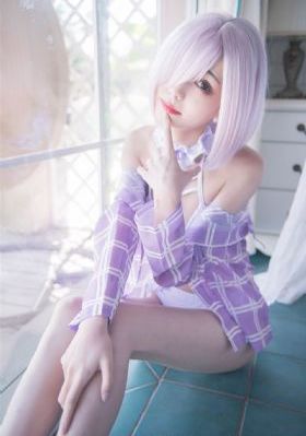 五月久久婷婷精华油_720高清完整版